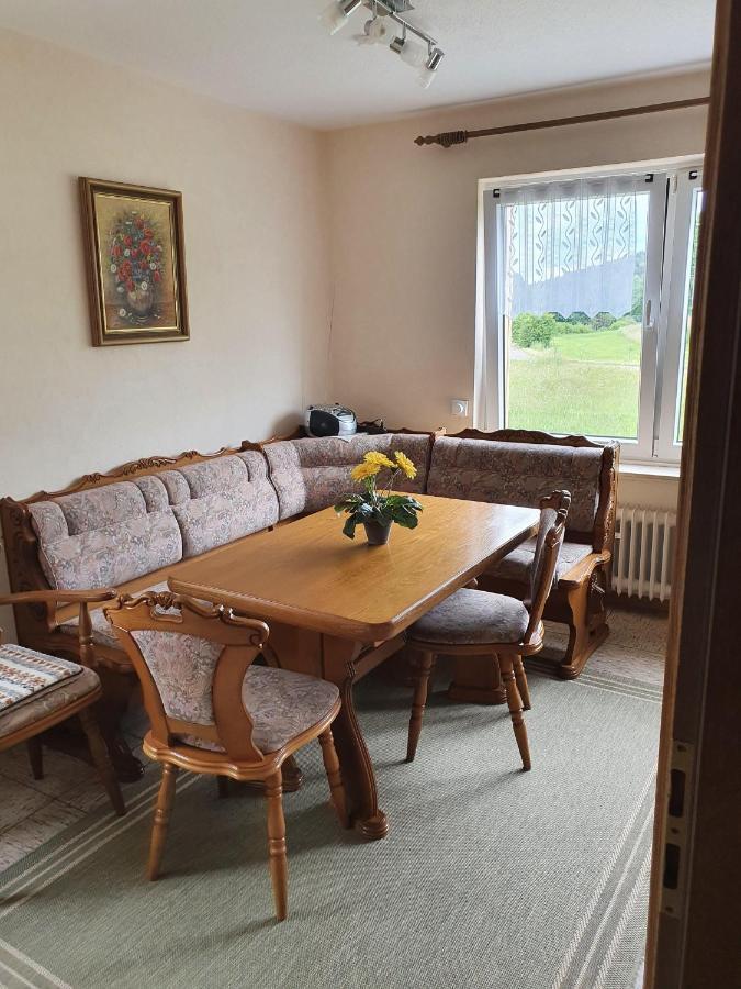 Ferienhaus-Naturblick Berndorf  Buitenkant foto